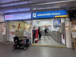 Ang Mo Kio Avenue 10 (D20), Shop House #596847771